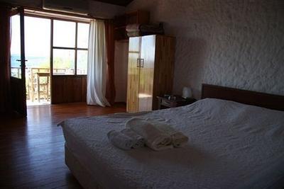Troas Motel