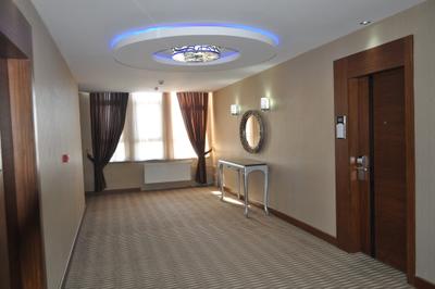 Avsar Hotel
