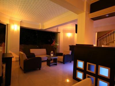 Kum Hotel