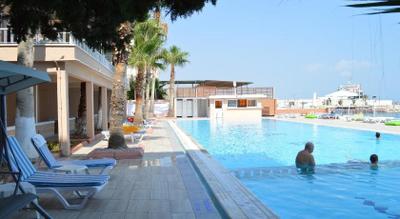 Lades Otel