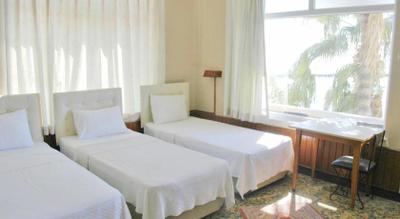 Lades Otel