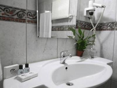 Arma Hotel