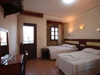 Eris Otel