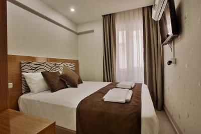 Kinali Hotel