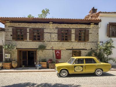 Yeni Gelin Evi