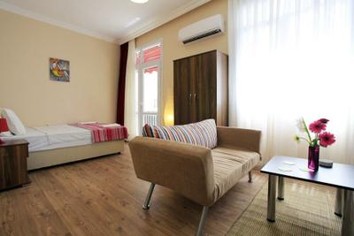 Alsancak City Hostel