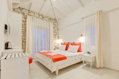 Peri Hotel