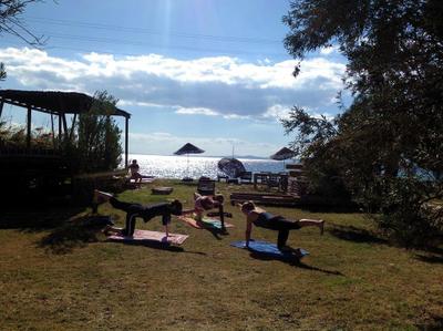 Hotel Oiki Beach Camp