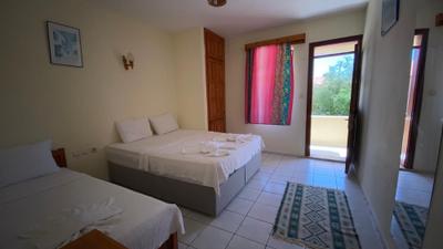 Erasmus Apart Hotel