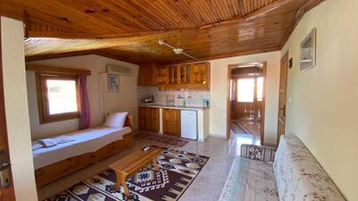 Erasmus Apart Hotel