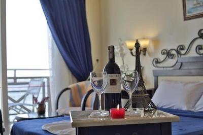 Asmira Royal Deluxe Hotel