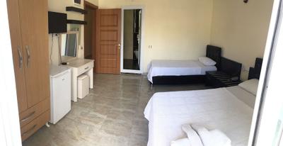 Holiday Hotel