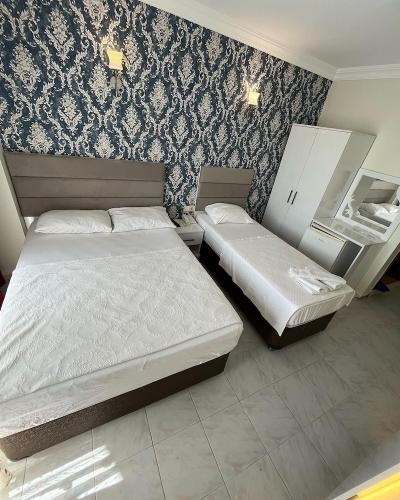 Peri Hotel