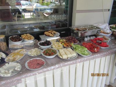 Marina Hotel