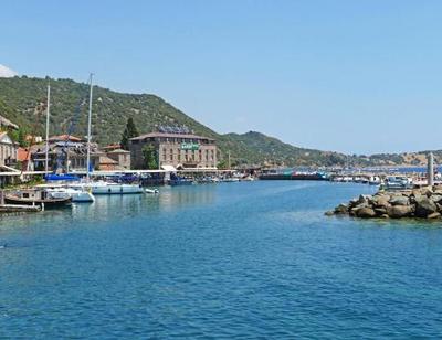 Assos Hotel