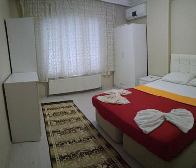 H&M House Butik Otel