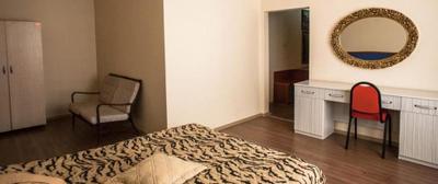Hotelnemrut 2000
