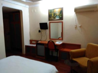 Hotelnemrut 2000