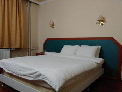 Hotelnemrut 2000