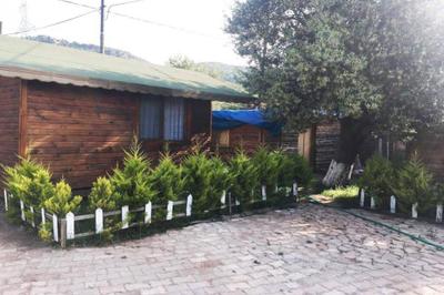 Crpdm Bungalow Hotel