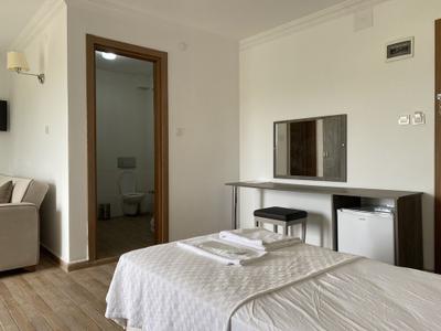 Gunes Yonu Otel