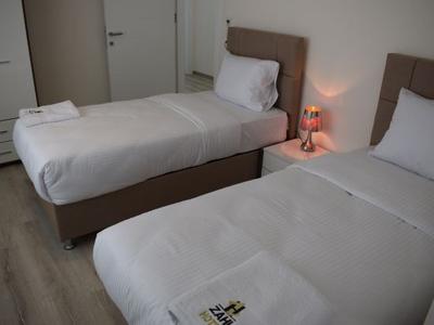 Zahi Hotel