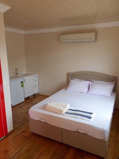 Red's Bungalow