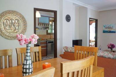 Villa Dolphin