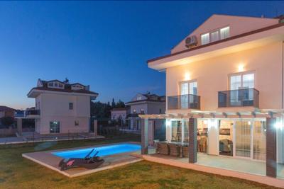 Villa Lona