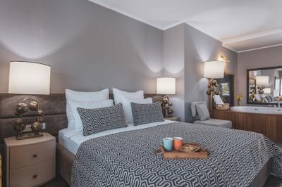 Orka Cove Hotel Penthouse & Suites
