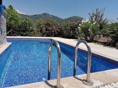 Villa Redpine 5