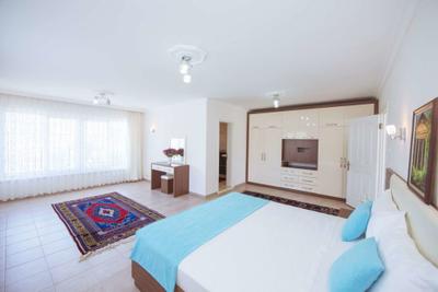 Infinity Yaniklar Villa