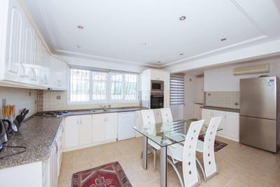 Infinity Yaniklar Villa