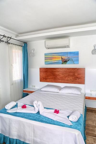 Mina Apart Hotel