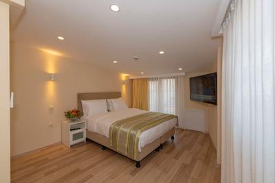 Feri Suites