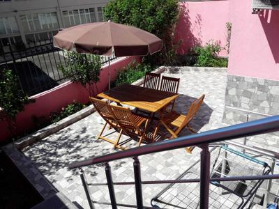 Golden Life Apart Hotel
