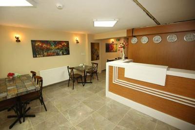 Yues Hotel