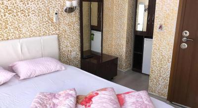 Saraj Deluxe Hotel