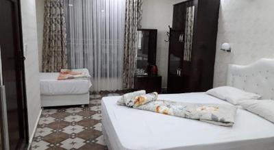 Saraj Deluxe Hotel