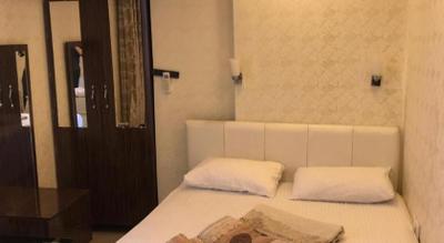Saraj Deluxe Hotel