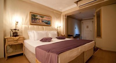 Blue Tuana Suite