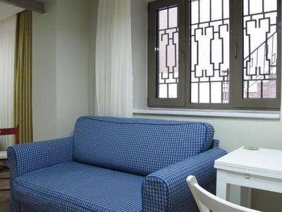 Stay Juno Apartments