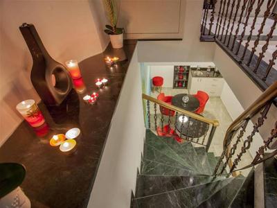 Taksim Makrom House