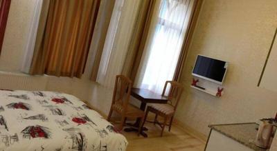 Taksimparis Apartmens