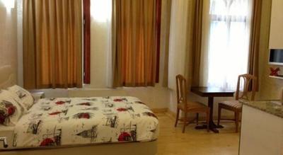Taksimparis Apartmens