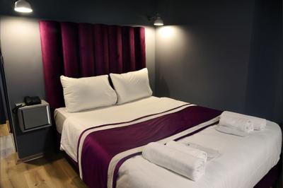 Rast Taxim Hotel