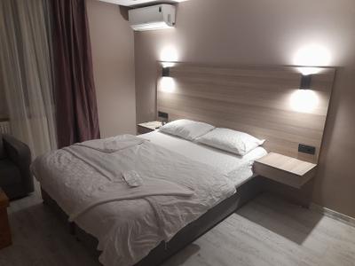Moon Suit Otel