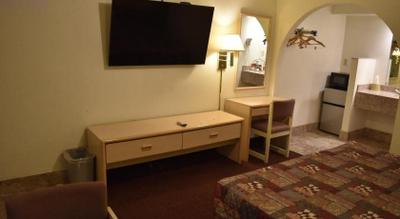 Travelodge by Wyndham Farmington