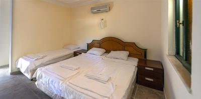 Kromer Garden Hotel