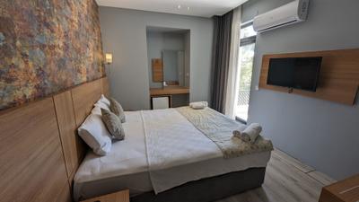 Ramona Lara Hotel